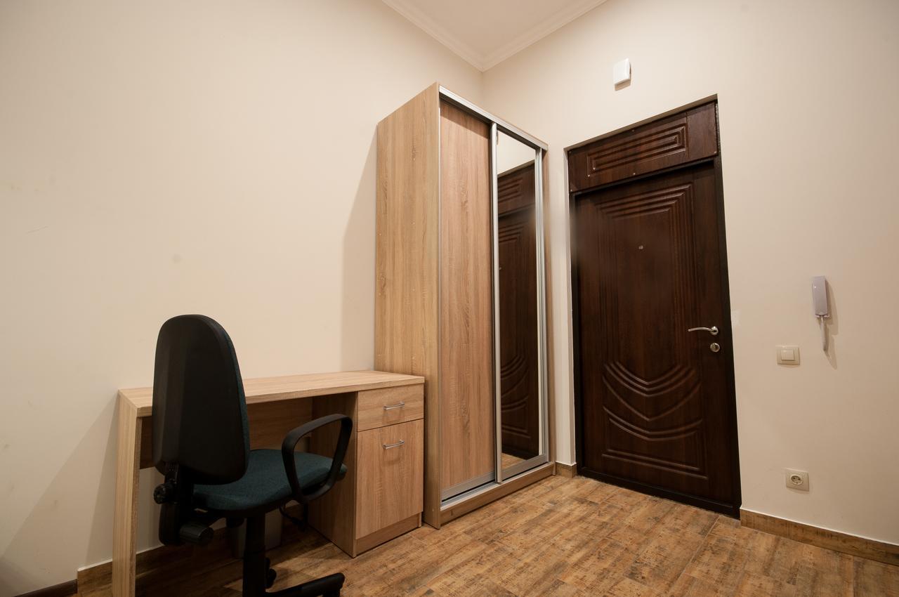 Wonderful Flat On City Center Ужгород Екстериор снимка